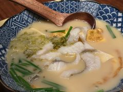 -荣家黄鱼面(前滩太古里店)