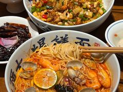 -李犟大爆鳝面·手工蟹黄包(湖滨西湖店)