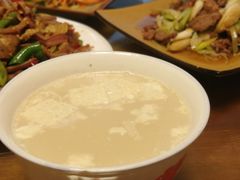 -萨宁音登锡伯风味餐厅(一楼店)