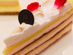 玫瑰草莓千层蛋糕-PAUL LAFAYET 法式甜品(港汇广场店)