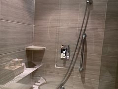 -上海中航虹桥机场泊悦酒店
