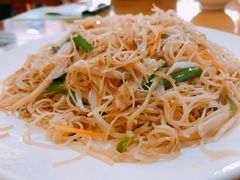 -正宗普宁豆干坊·洪记砂锅粥(红领巾路店)