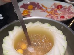 -得意咚瓜·顺德鱼生·冬瓜火锅(深圳首店)