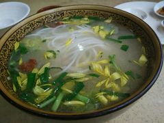 -桥香园云南过桥米线(金马碧鸡店)