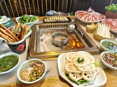 -巴渝瓦肆重庆鲜火锅(宝龙环湖店)