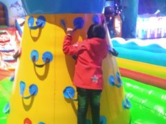 -青岛嘉年华主题乐园