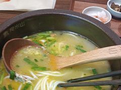 -良米山·云南野生菌过桥米线(上海首店)