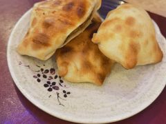 馕包肉-维吾尔餐厅(宜山路店)