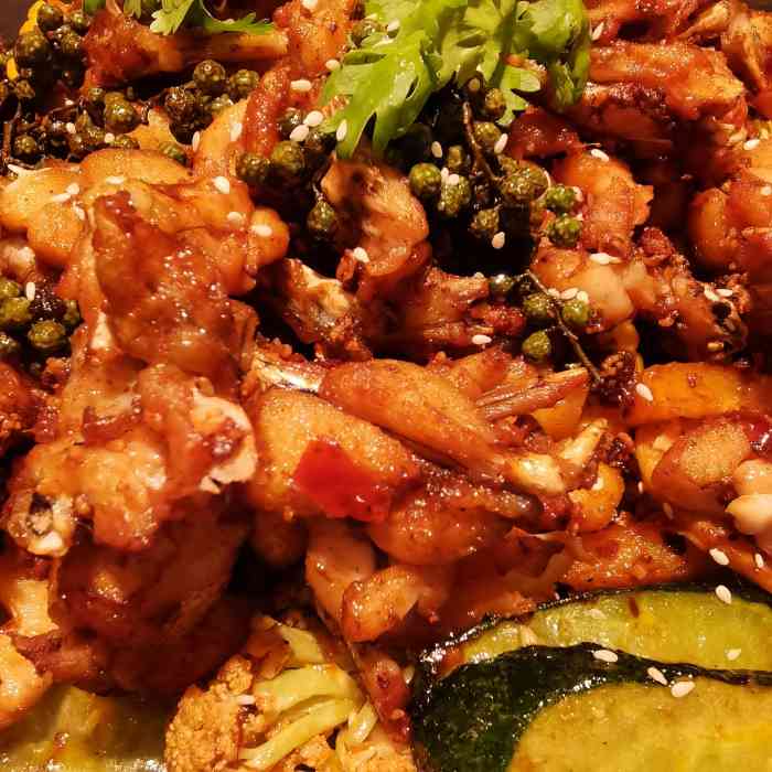 酥小蛙干锅料理(经纬汇店)-"来吃过很多次了,还是一如既往的便宜又