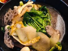 -万记麻辣烫国展总店