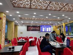 大堂-撒拉人家.酸菜牦牛肉火锅