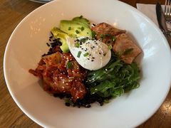 生三文鱼拌饭-Moka Bros 摩卡站(嘉华店)