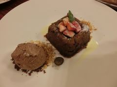 -WOLFGANG PUCK KITCHEN & BAR(迪士尼小镇店)