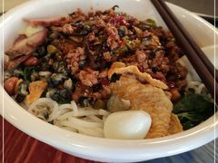 -水平有限螺蛳粉(宏达大厦店)