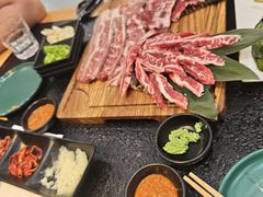 -臻牛烤肉