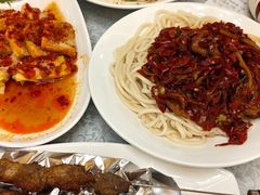 -汗腾格里·风味餐厅(新疆驻京办店)
