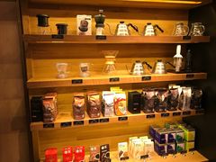 零售区-星巴克臻选(杭州良渚文化村店)