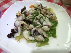 炒鲫鱼片-龙桥私厨·姜花菊花过桥鱼·顺德菜(容桂店)