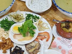 -德致祥云南过桥米线(云天小苑店)