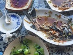 -溪畔如家土菜馆