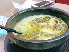 -灵芝妹子海鲜米线(香炉礁山姆店)