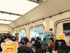 -星巴克(上海长宁来福士1F店)