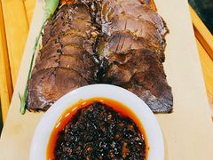 卤牛腱-茶叁酒肆·楚味江湖(菱角湖店)