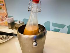 冰桶奶茶-翠华餐厅(百老汇店)