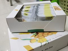 -三只松鼠(青岛万象城店)