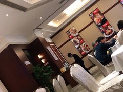 -万龙洲海鲜(大兴绿地缤纷城店)