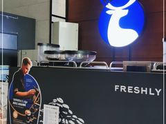 门面-瑞幸咖啡(山西国际金融中心店)