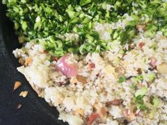 -舒蔡记生煎菜饭(云南中路店)