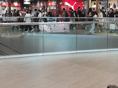 -东荟城名店仓
