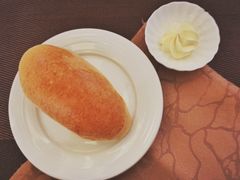 餐前面包-红房子西菜馆(淮海中路店)