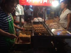 -小魏哥果仁烤面筋