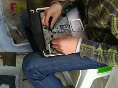 -鸿准通信科技·忠诚手机电脑维修中心(三林店)