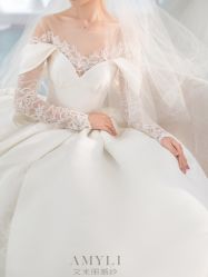 -艾米丽婚纱礼服