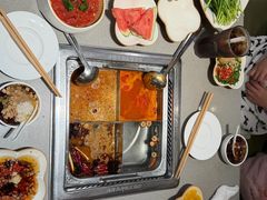 -海底捞火锅(世豪广场店)