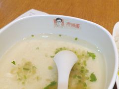 -南城香·饭香串香馄饨香(红军营店)