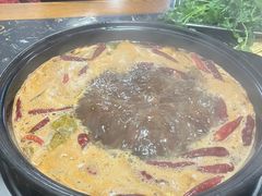 -灌县老妈砂锅串串香(万科红生活广场店)