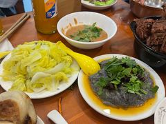 -宝瑞门钉肉饼店