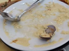 -覃记海鲜美食餐厅