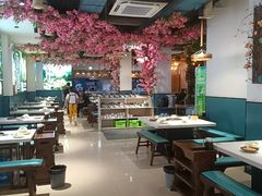 -贵府酸汤牛肉火锅·贵州老字号(飞山街店)