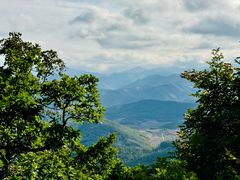 -九鼎铁刹山风景区