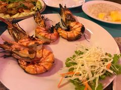 -Pakwan Restaurant & Bar