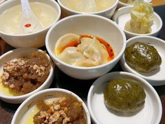 小笼叶儿粑-正一涵老味道名小吃(广汉总店)