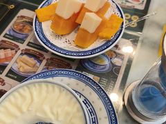 -广信牛奶甜品世家(台东店)