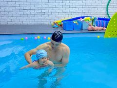 -IBOBI亲子游泳俱乐部(华侨城中心)