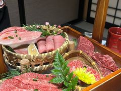 -山川小町·极番烧肉(新地假日广场店)