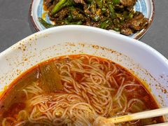 -金龙烧烤·牛肉面(西塔店)